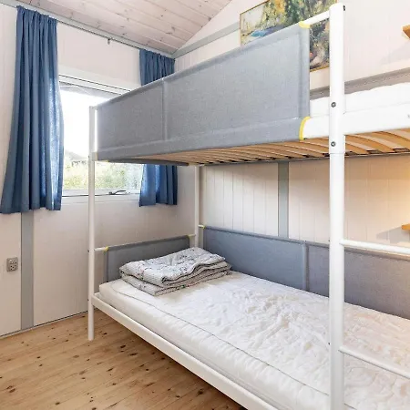 Liii * Karrebæksminde