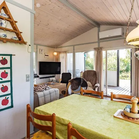 Holiday home Liii *